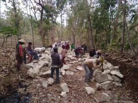 Warga Dusun Kedungdowo Kerja Bakti Bangun Jalan Usaha Tani